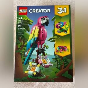 Lego Creator Exotic Pink Parrot with Bright Blue and Yellow Wings